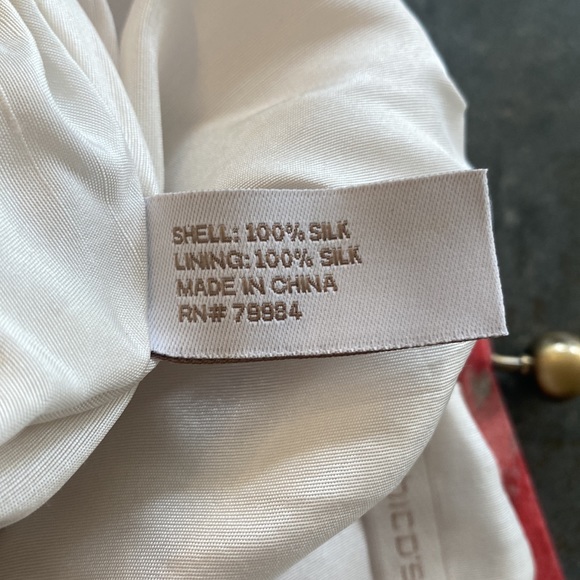 Chico’s silk pleated clutch GUC - Picture 9 of 14